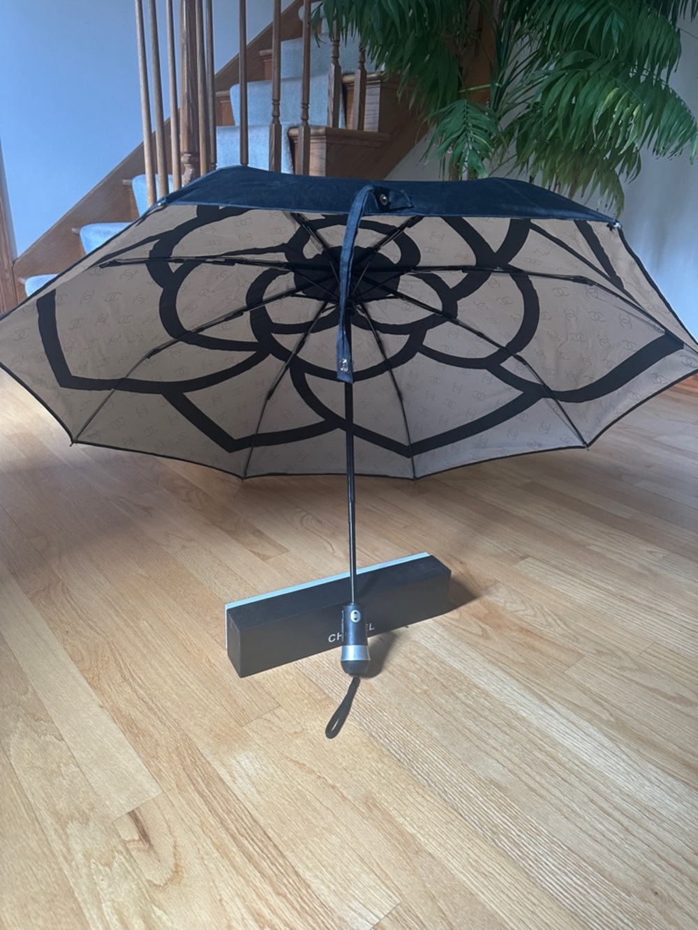 CC Beige & Black Camellia Compact Fashion Umbrella